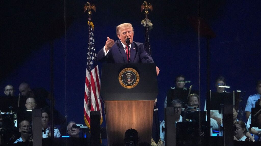 Trump delivers America 250 speech after lightning delay on the Mall