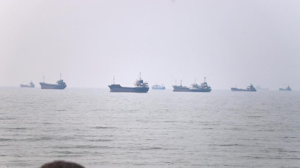 US and Iran hold indirect technical peace talks