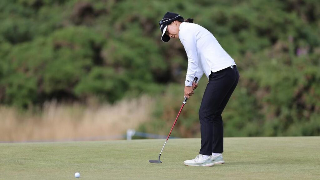 Shin edges closer to first Tour win in 10 years