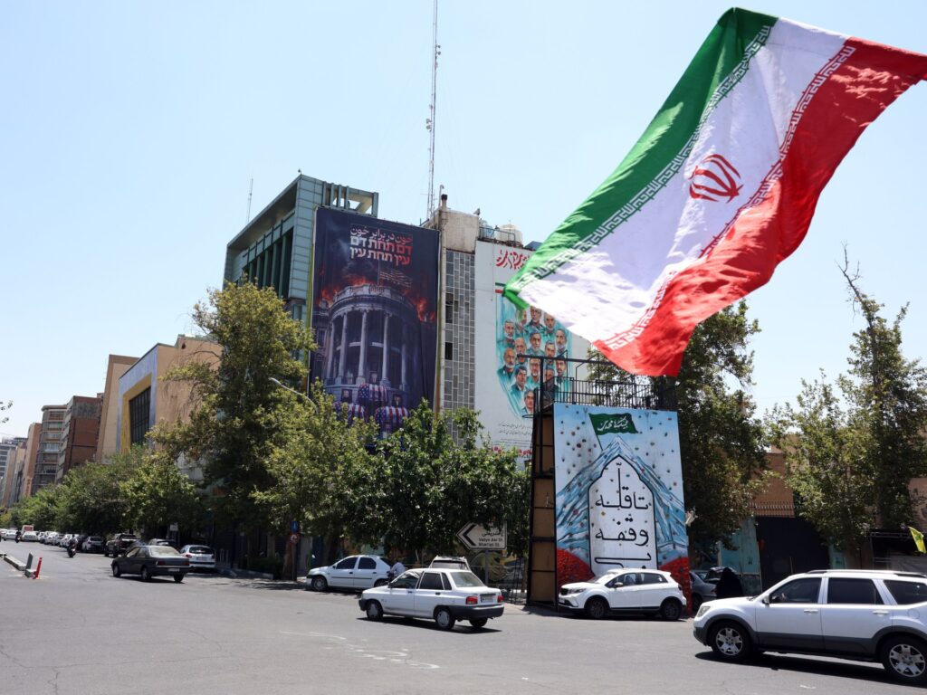 US mounts sixth straight night of attacks as Iran warns of wider war | US-Israel war on Iran News