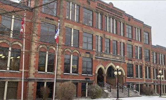 Sexual assault, child porn charges withdrawn against former Fredericton auxiliary officer – New Brunswick