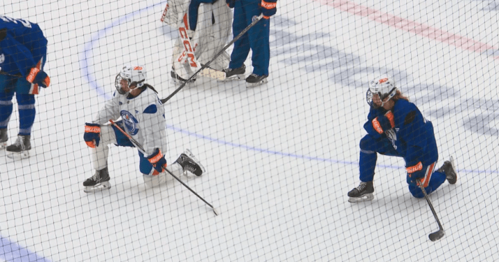 Oilers invite 3 female hockey players to join NHL development camp roster