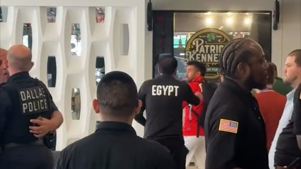 US Police staff spark altercation with Egyptian players posing with fans | World Cup 2026