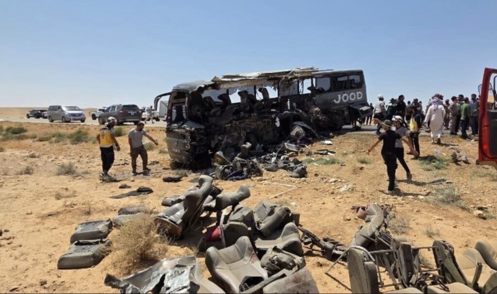 At least 35 killed after two buses collide in eastern Syria | Newsfeed
