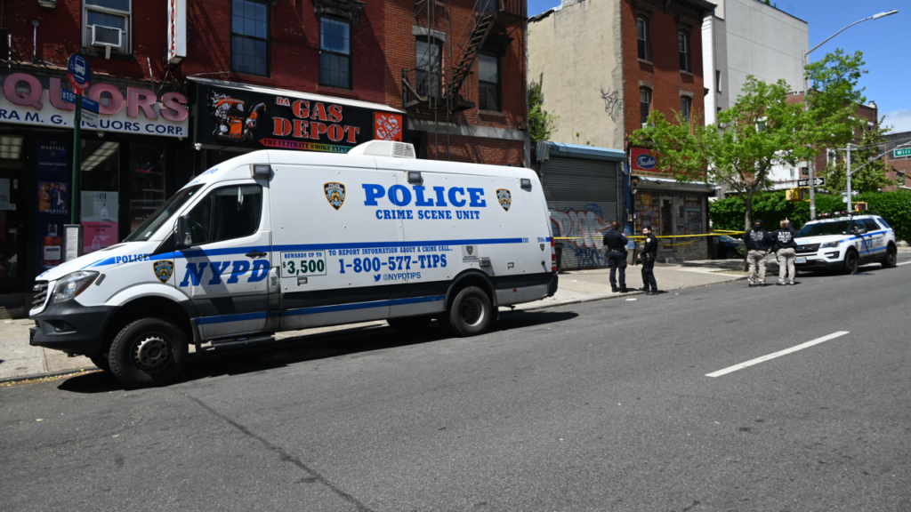 NYPD officer accused of rape, child sex abuse had prior misconduct: DA