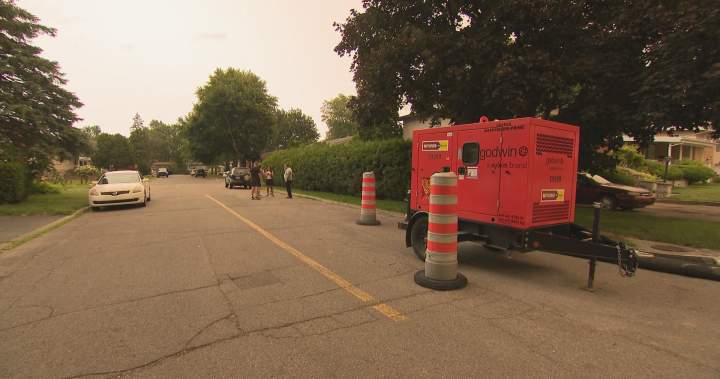 ‘I can’t keep losing everything’: Pierrefonds residents demand flooding solution – Montreal