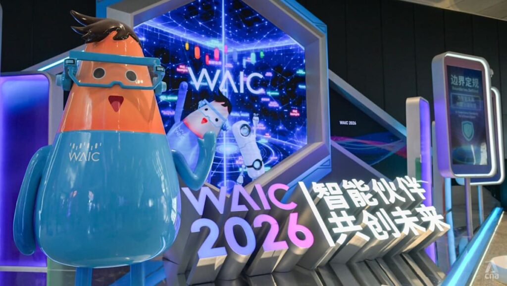 Pocket-size AI: Powerful phones star at China show