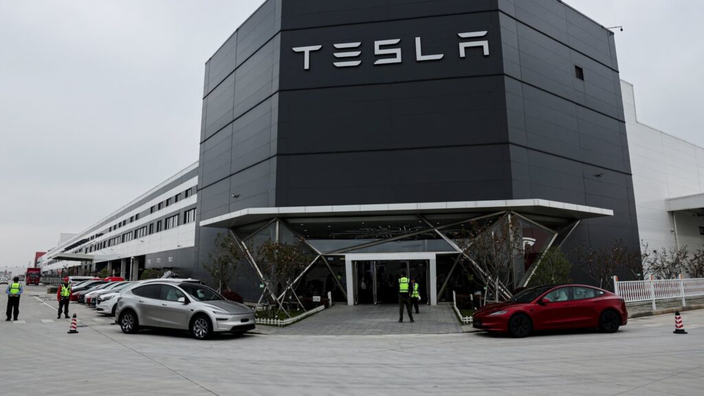 5 takeaways from the country’s latest auto sales data