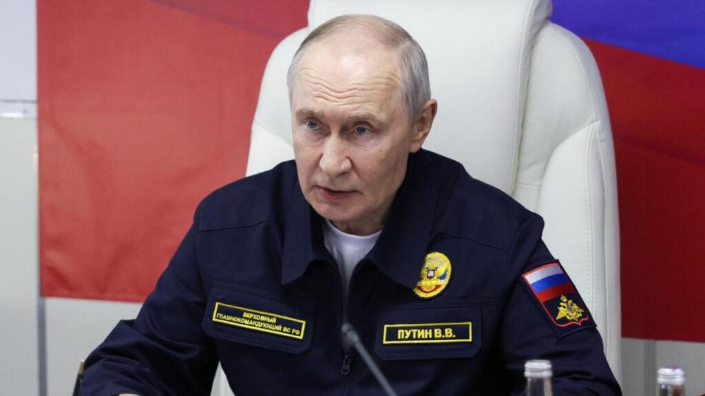 Putin threatens retaliation is Russian vessels seized