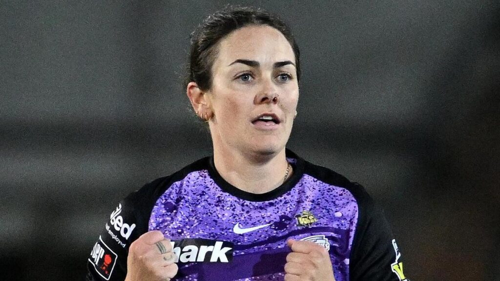 Veteran reminds Australia's skipper of her quality