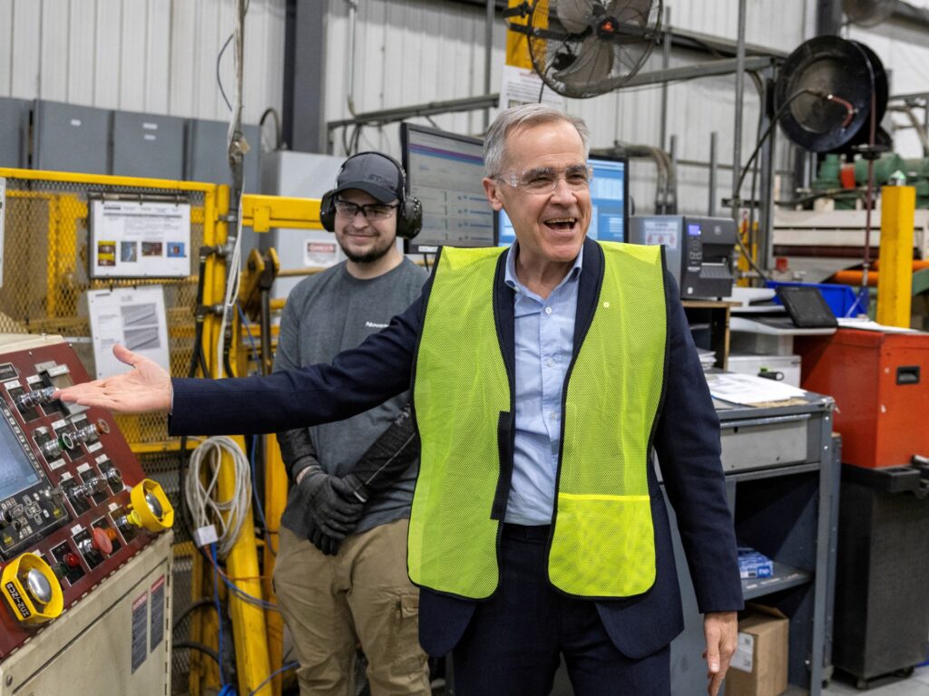 Canadian economy recovers sharply in Q2 but shadow of US tariffs in future | Business and Economy News