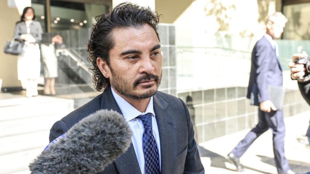 Corporate advisory firm sues Perth billionaire Laurence Escalante for alleged $60m contract breach