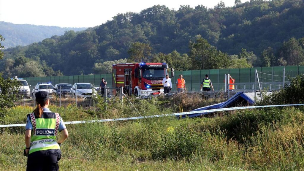 Twelve killed, 10 injured in bus crash in Hungary