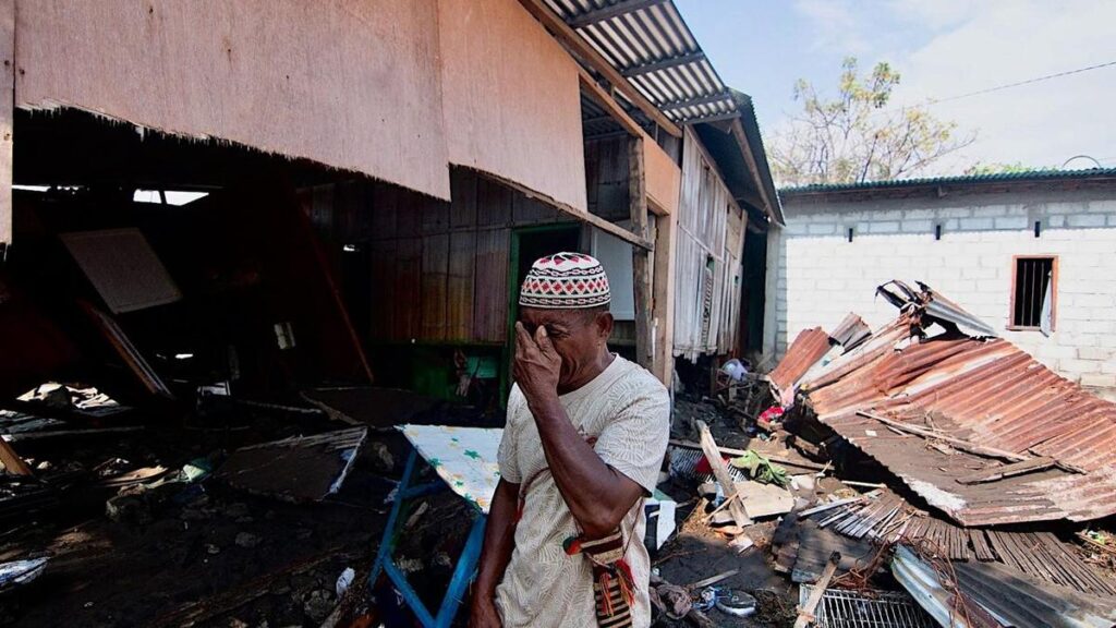 At least 47 dead in Indonesia after magnitude 7.7 quake