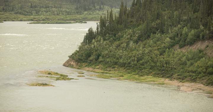 Manitoba RCMP respond to possible drowning of Alberta man in Nelson River