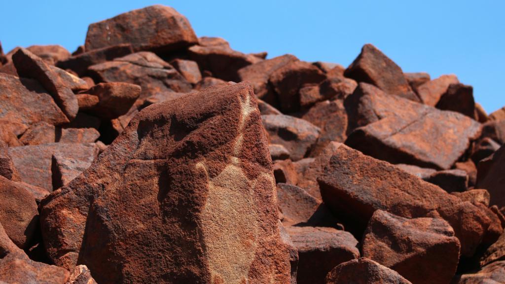 Woodside and industry win strongest scientific backing yet in Murujuga rock art emissions fight