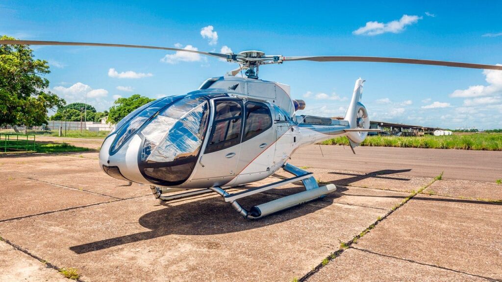 Wisconsin man flies helicopter to Cabela’s because the drive was too long