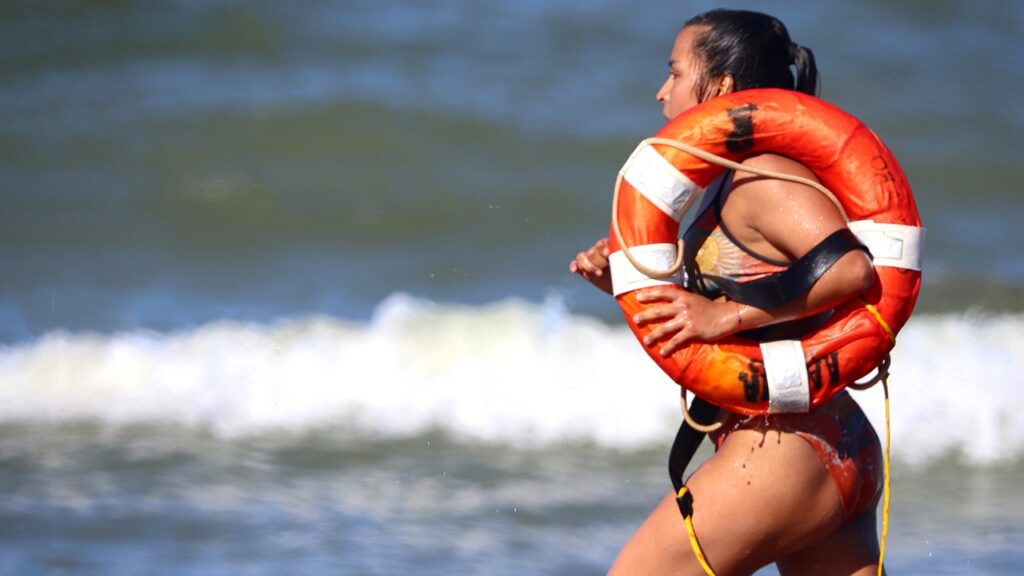 Child is pulled unconscious from ocean in Florida as heroic lifeguards speak out