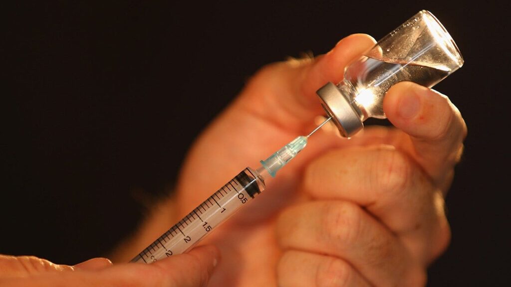 Hospital allegedly gave patients wrong drug, at least 1 left paralyzed