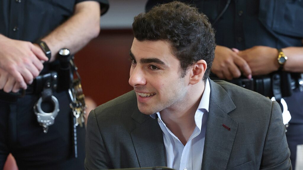 Luigi Mangione livestream push aims to sway jurors, former prosecutor says