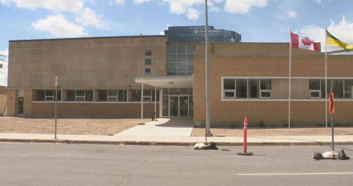 Regina council reissues permit for mosque’s call to prayer on week-by-week basis