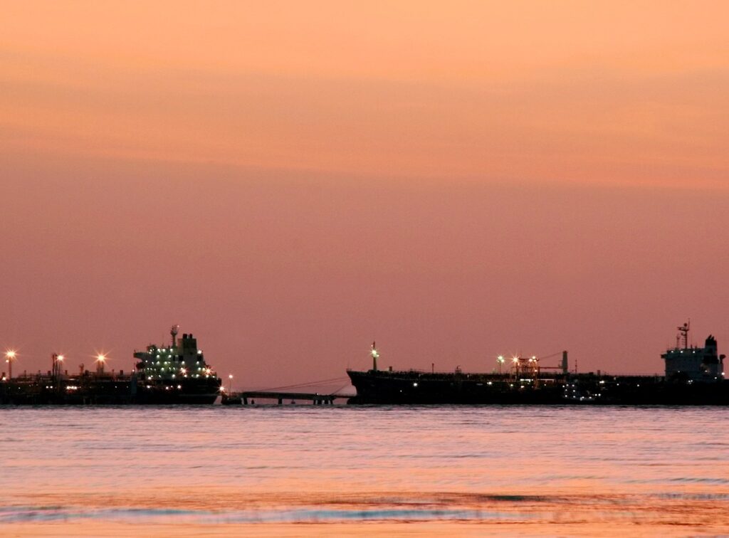US refineries taking in half of Venezuela’s oil output, official says | Oil and Gas News