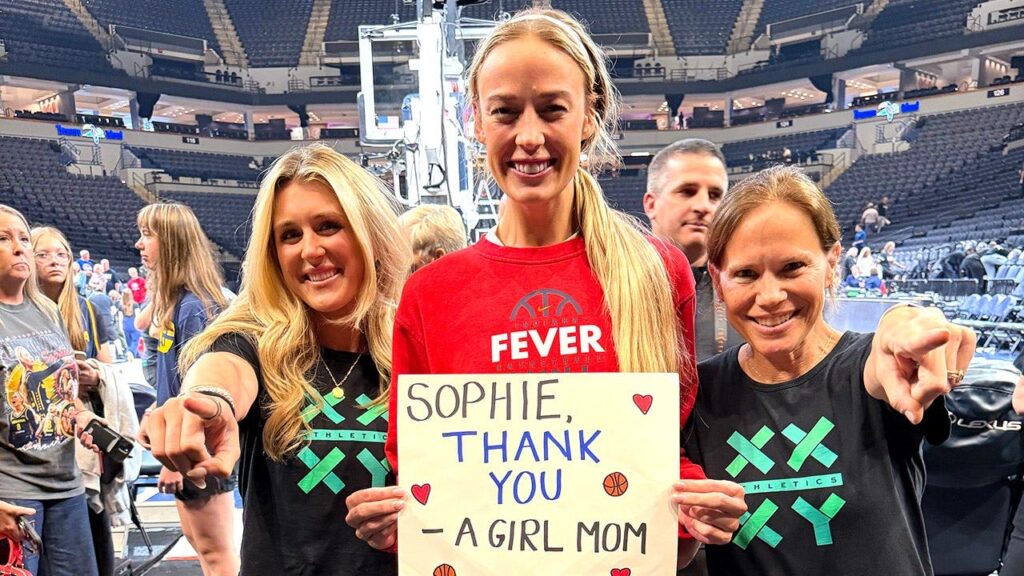 Woman claims NY Liberty tried to change her ‘XX-XY’ paid scoreboard message for halftime of Fever game