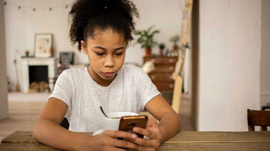 Smartphone and drill rap gun violence crisis on Chicago’s South Side