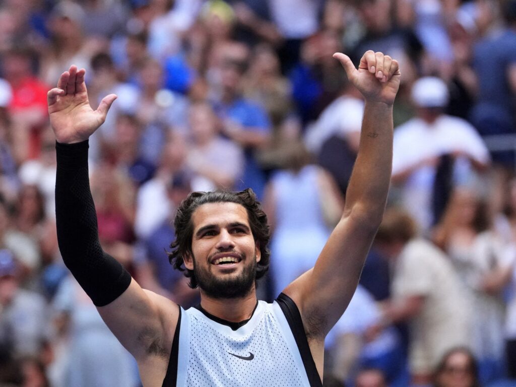Alcaraz breezes into last eight at US Open | Tennis News
