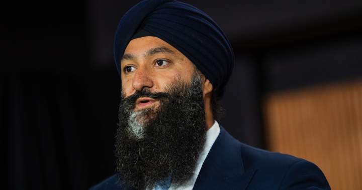 Transport minister says Metrolinx service cuts ‘temporary in nature’