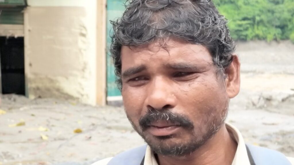 Nepal floods: Father borrows $13, walks for days to search for missing son | Floods