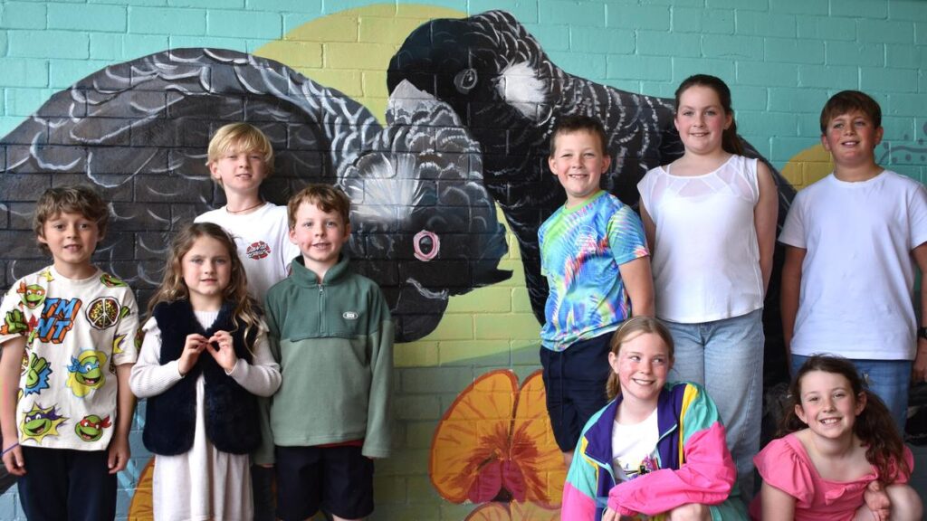 Kojonup students pick up paintbrushes to complete murals celebrating the towns community, culture and history