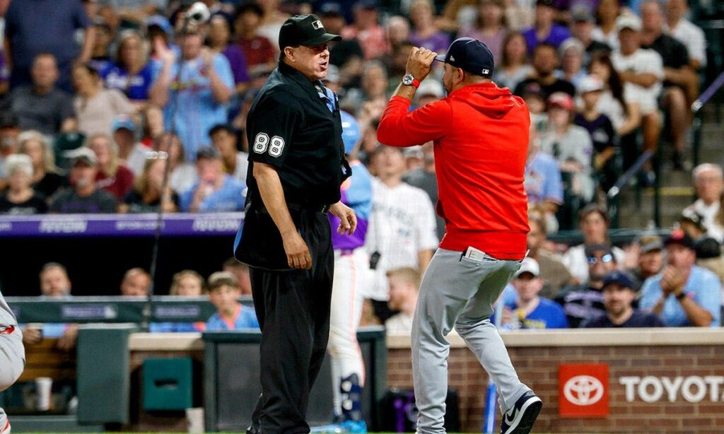 MLB tells umpire Doug Eddings he made a mistake in demanding Cardinals pitcher straighten his hat