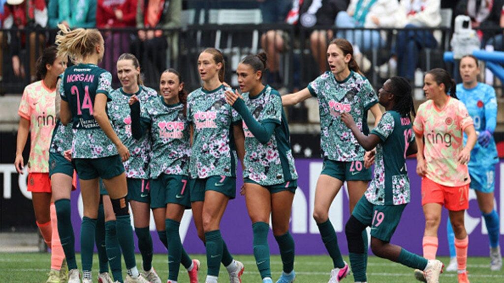 Group of fans kicked out of Portland Thorns NWSL match over pro-women apparel labeled ‘transphobic’