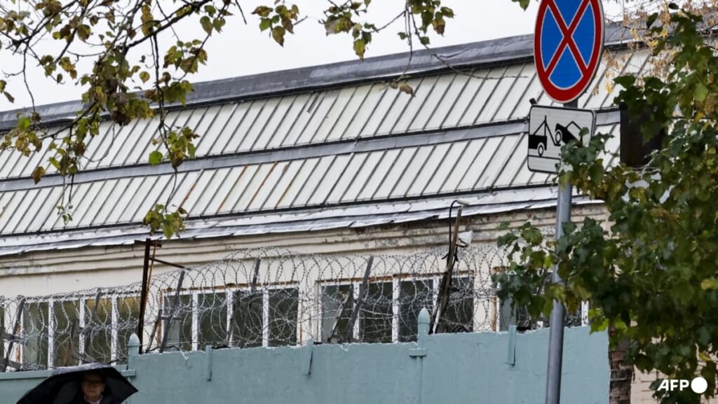 Japan slams lack of access to journalist detained in Russia