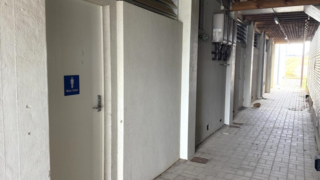 Kojonup Sporting Complex toilets closed after deliberately lit bin fire prompts appeal for public assistance