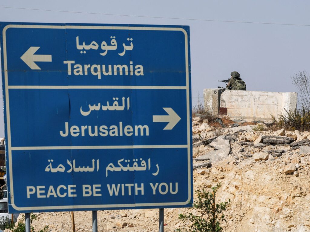 Israel to close occupied West Bank crossings as Hebron lockdown continues | Benjamin Netanyahu News