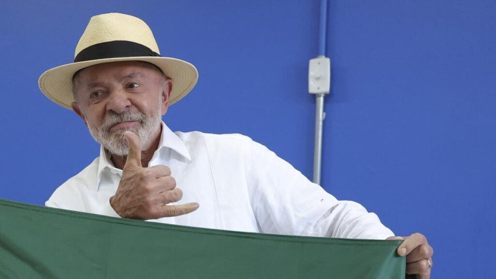 Brazilians vote as Lula, Bolsonaro vie for presidency