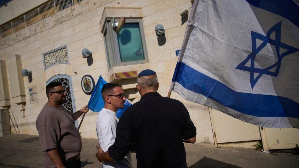 Israel closes UK consulate in retaliation for sanctions