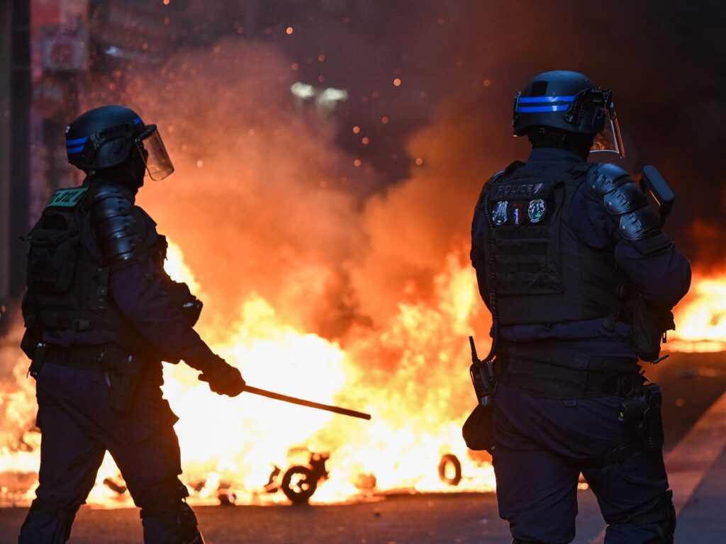 PSG vs Barcelona match will not be postponed despite protests: French PM | Football
