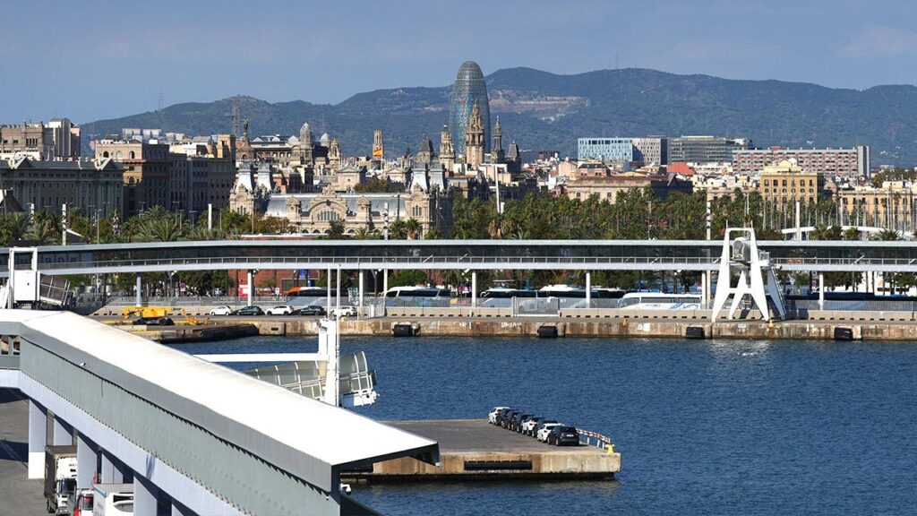 Barcelona port workers block cruise terminal in salary cut protest