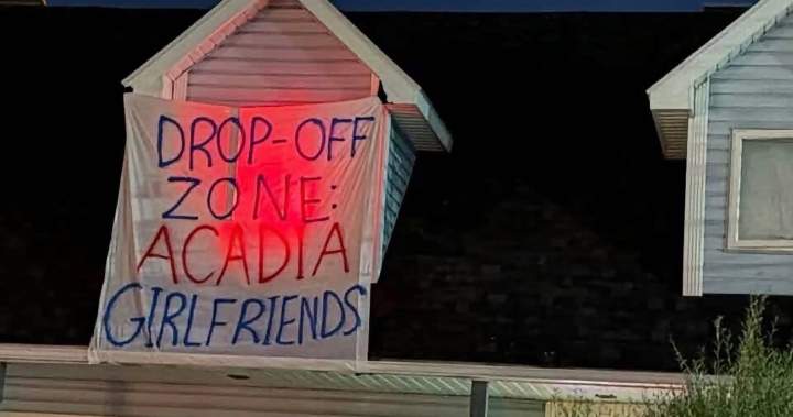 ‘Degrading’ sign hung during homecoming prompts response from N.S. university president – Halifax