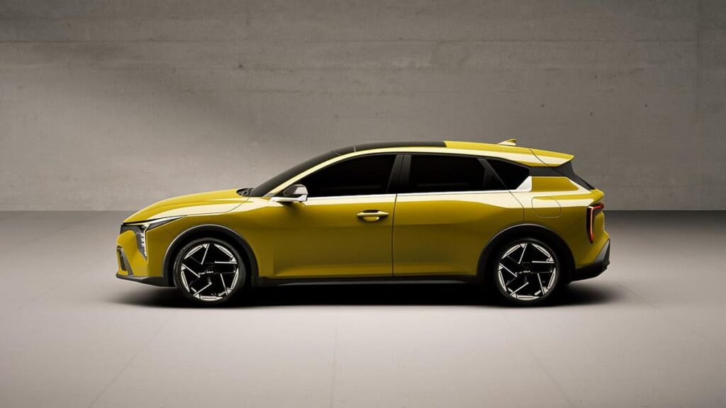 Kia stays mum on Corolla Hybrid rival for Australia