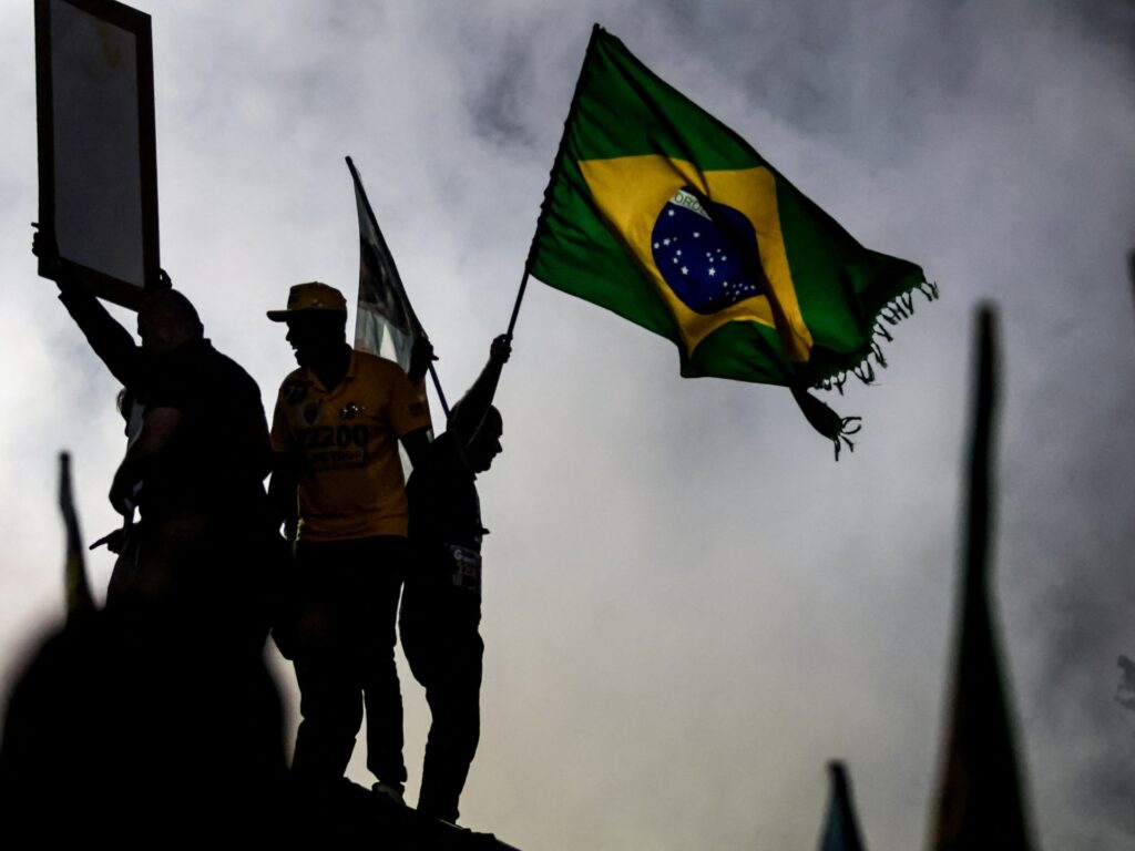 Brazil votes in deeply polarised election pitting Lula against Bolsonaro | Elections News