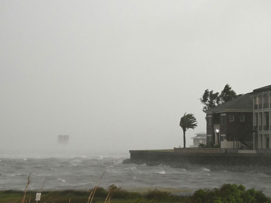 Isaias weakens after making landfall in US Gulf Coast as hurricane | Weather News
