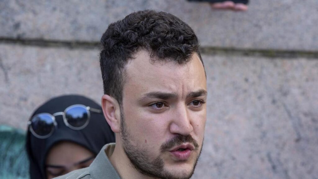Palestinian activist takes case to US Supreme Court