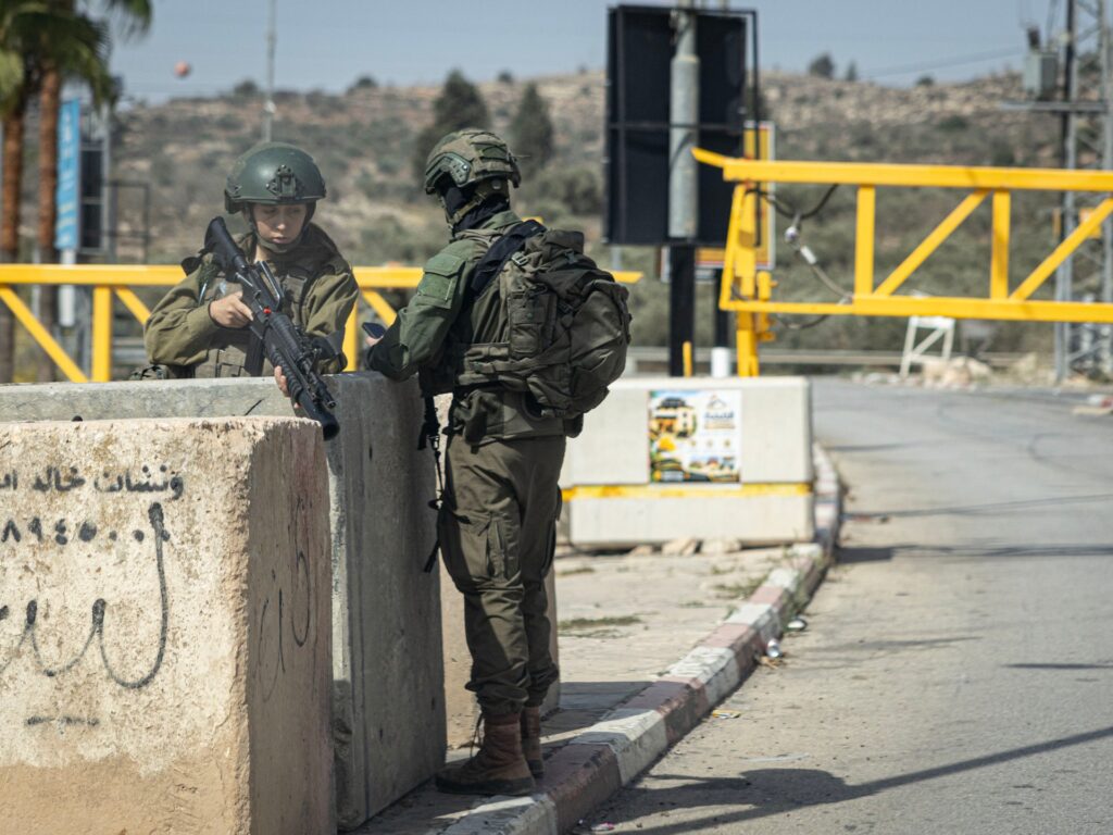 Palestinians are opening their doors to the displaced of besieged Hebron | Israel-Palestine conflict News
