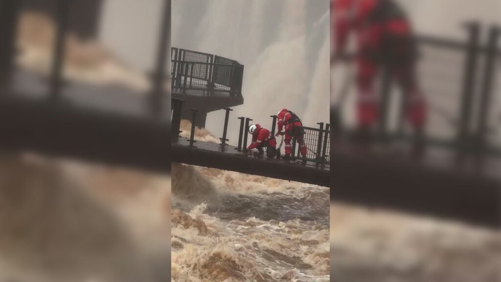 Iconic Iguazu Falls walkway dismantled amid record water levels | Climate