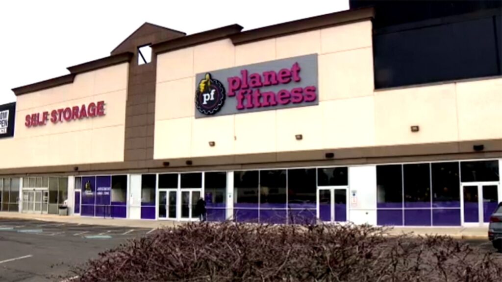 Convicted child predator accused of attacking 2 women in Planet Fitness