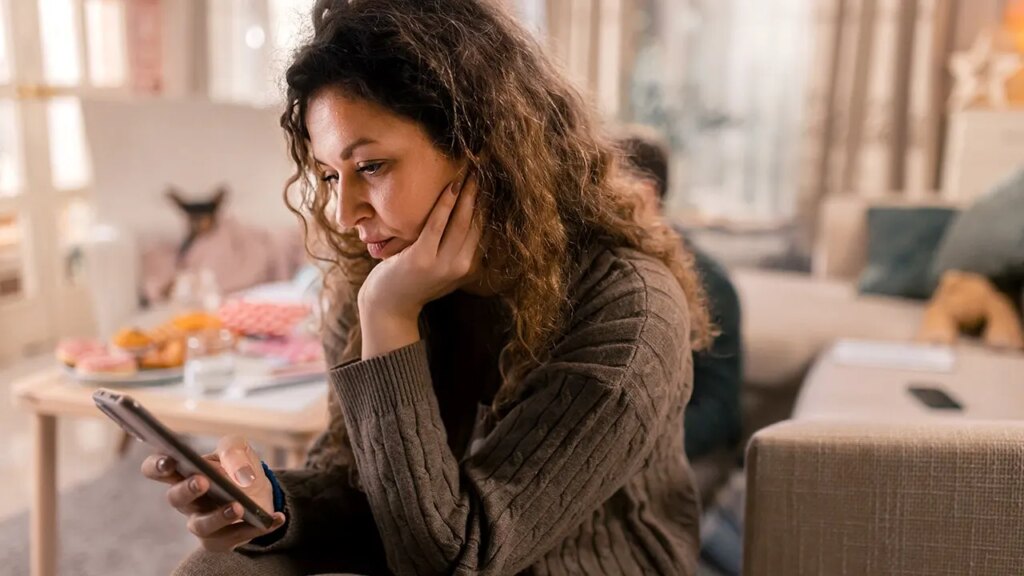 Facebook Marketplace scam puts your name on a fake listing to lure you